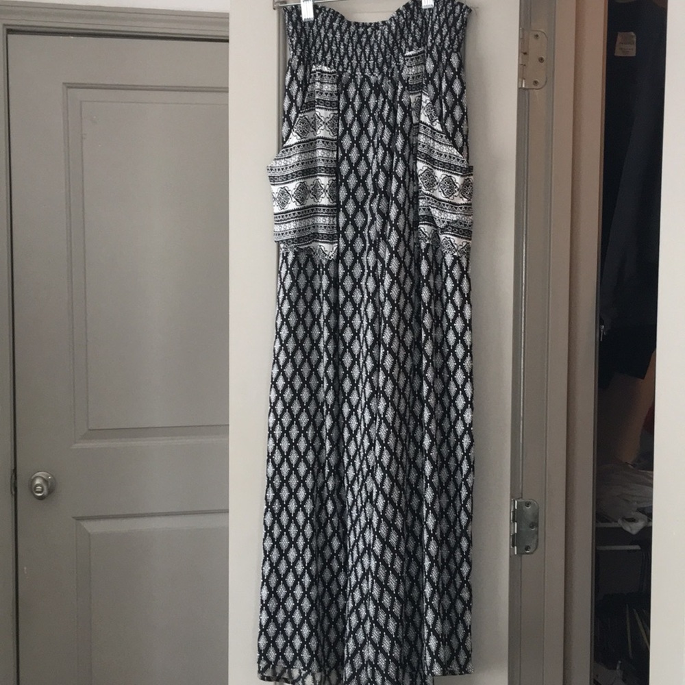 Wide leg pants